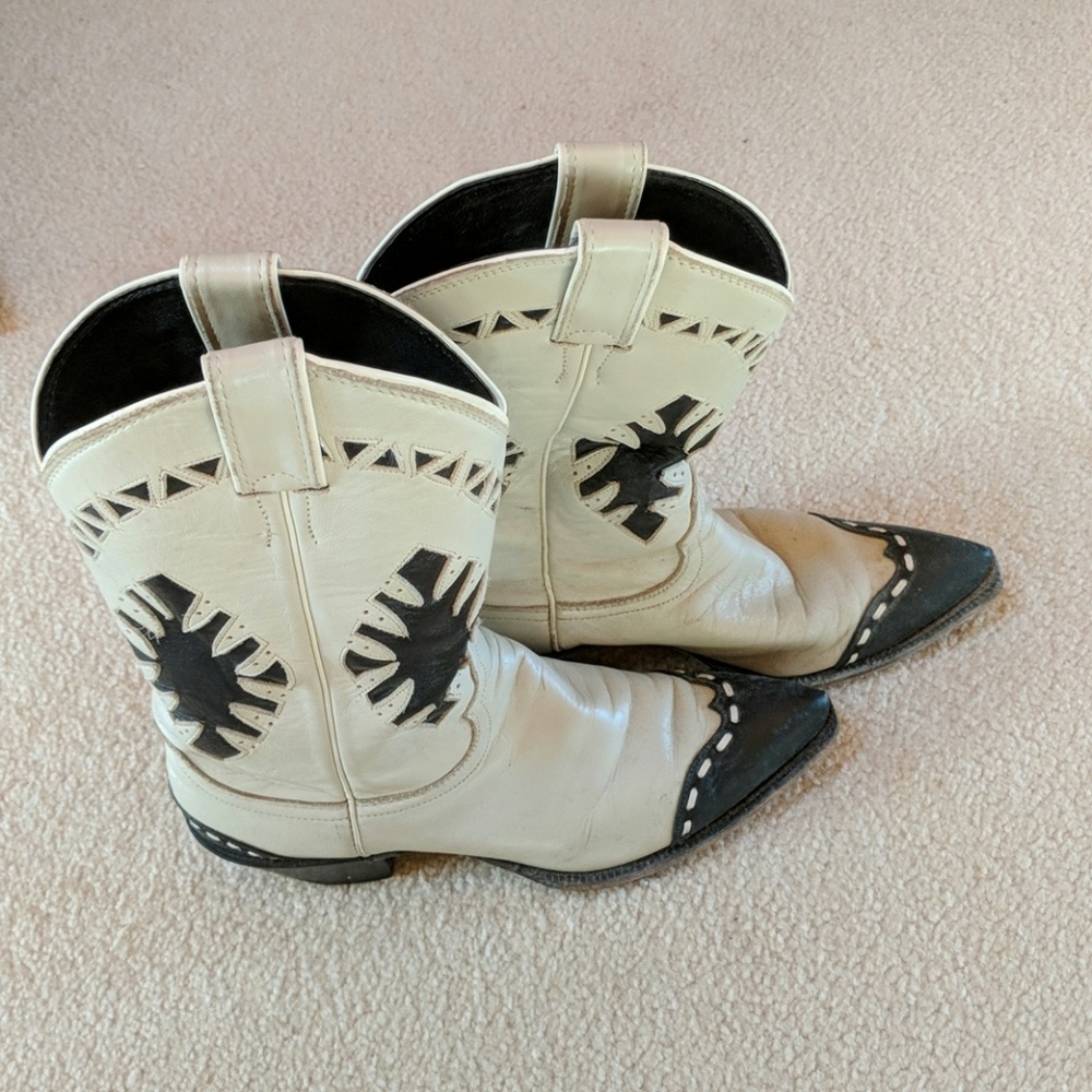 Justin Cowboy Boots
